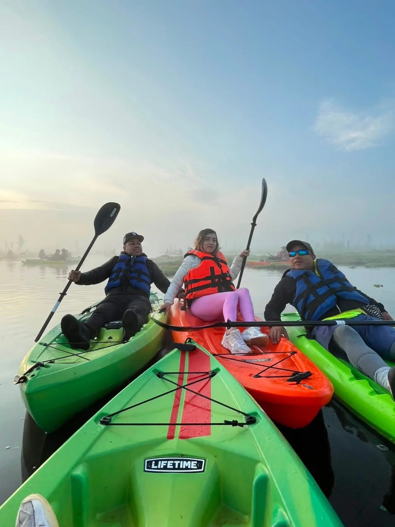 Visitantes en kayak